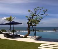 Villa Babar, Piscine avec vue sur l'océan