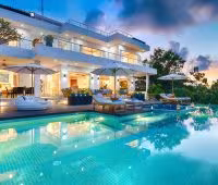 Villa KaliBali, Piscine au coucher du soleil